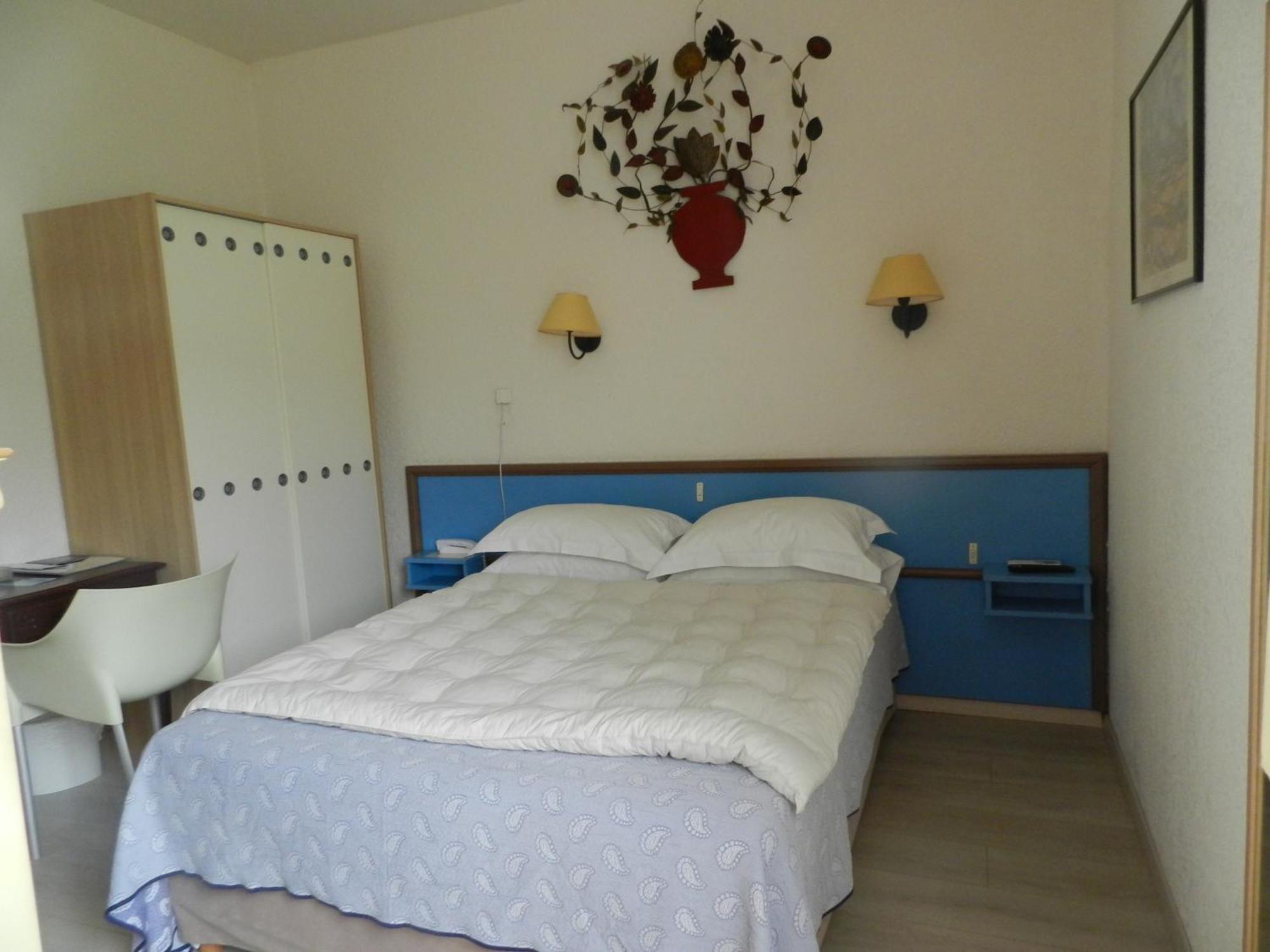 Grand Hotel Moriaz Le Lavandou Cameră foto